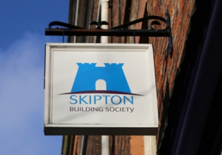 Skipton BS 421